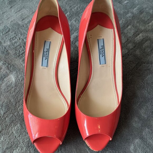 Prada Patent Leather Heels Cork Wedge Coral Size 38 US 7.5 Peep Toe - Picture 1 of 6